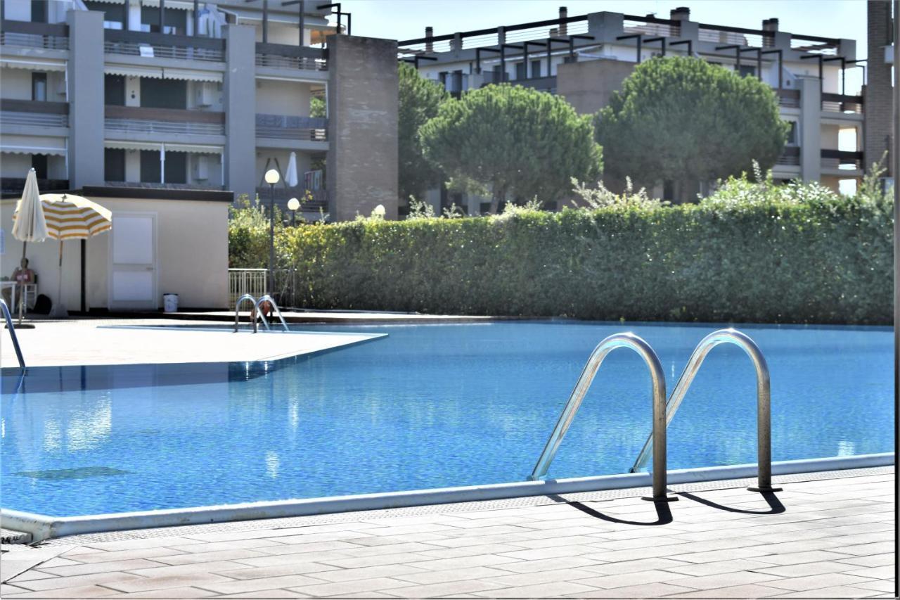 Апарт отель Le Residenze Di Santa Costanza - Mirto/Corbezzolo Сан-Винченцо Экстерьер фото